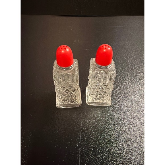 Other - Vintage Clear Glass Salt & Pepper Shakers Set‎ Diamond Cut Pattern Red Plastic